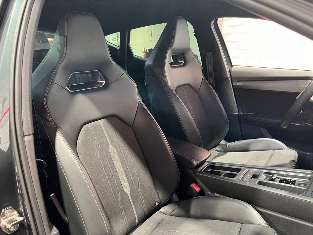 Foto 8 CUPRA FORMENTOR VZ 1.4eHYBRID 245CV 