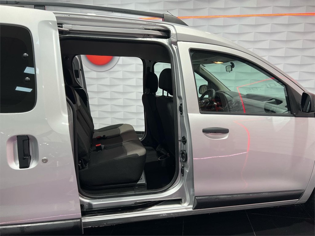 Foto 4 DACIA DOKKER TPMR 1.5 90CV ADAPTADA