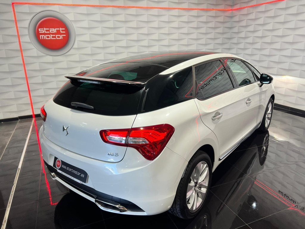 Foto 4 DS 5 1.6 BLUEHDI 120 DESIRE 