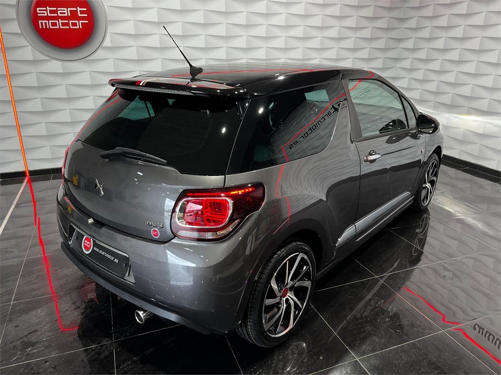 Foto 6 DS3 PERFORMANCE LINE 1.2 110CV AUTOMATICO