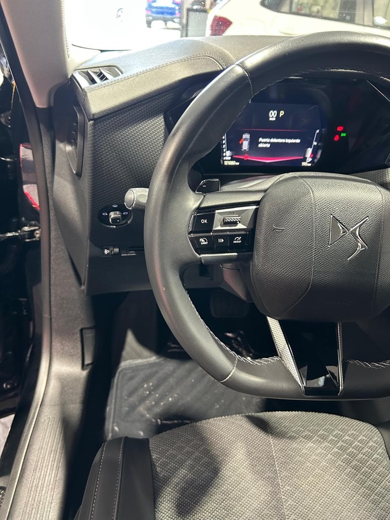 Foto 7 DS4 TROCADERO BLUEHDI 130CV AUTO