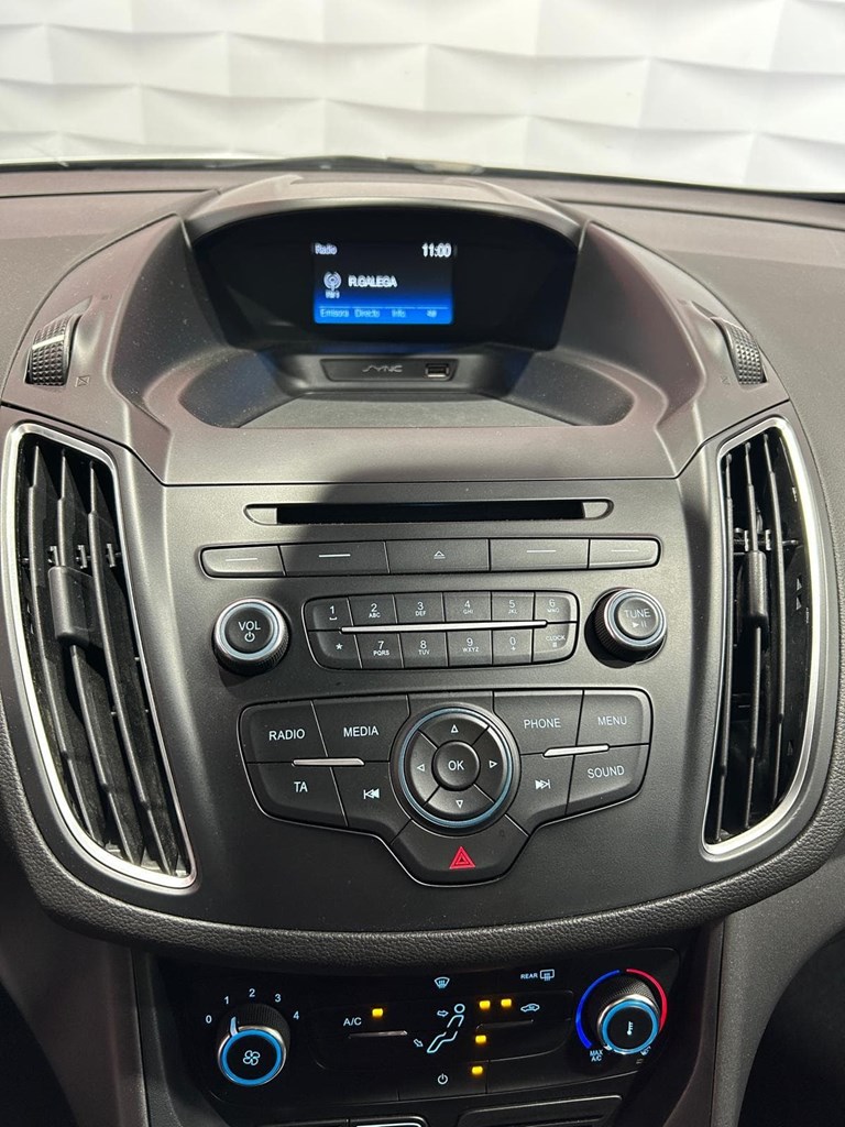 Foto 13 FORD C-MAX TREND PLUS  TDCI 1.5 120CV