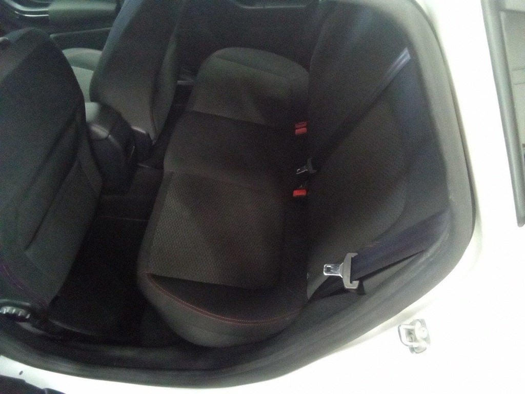 Foto 6 FORD FIESTA 1.5 TDCi 85CV ST-Line