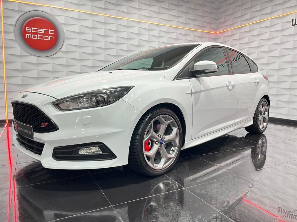 Foto 1 FORD FOCUS 2.0 EcoBoost ST 250cv