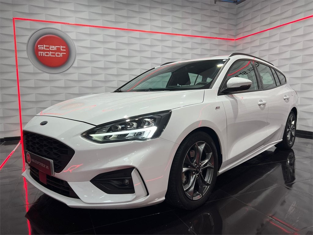 Foto 2 FORD FOCUS FAMILIAR 2.0 ECOBLUE 150CV ST-LINE AUTO SPORTBR