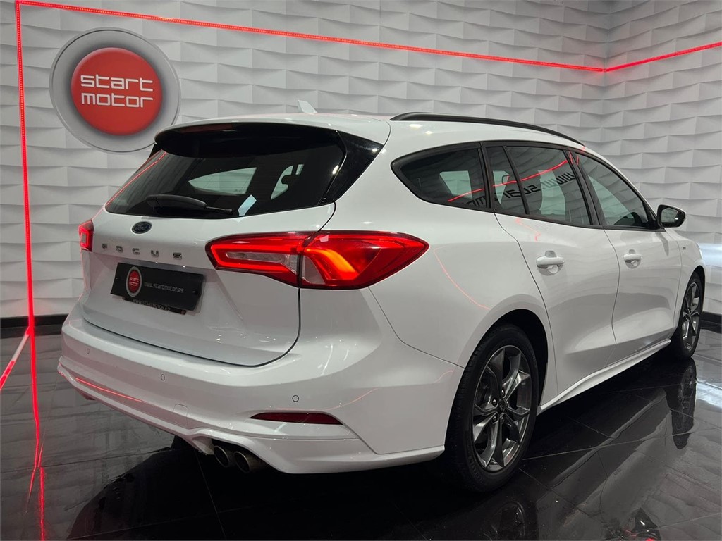 Foto 4 FORD FOCUS FAMILIAR 2.0 ECOBLUE 150CV ST-LINE AUTO SPORTBR