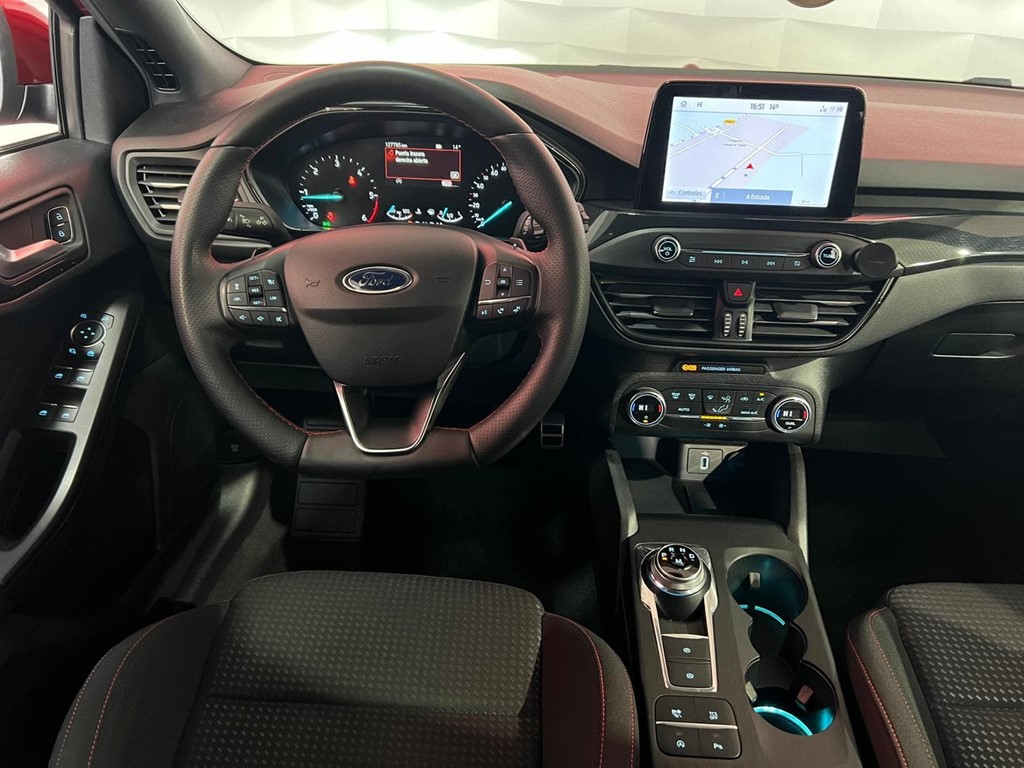 Foto 9 FORD FOCUS SPORTBREAK ST-LINE 2.0 ECOBLUE 150CV AT8