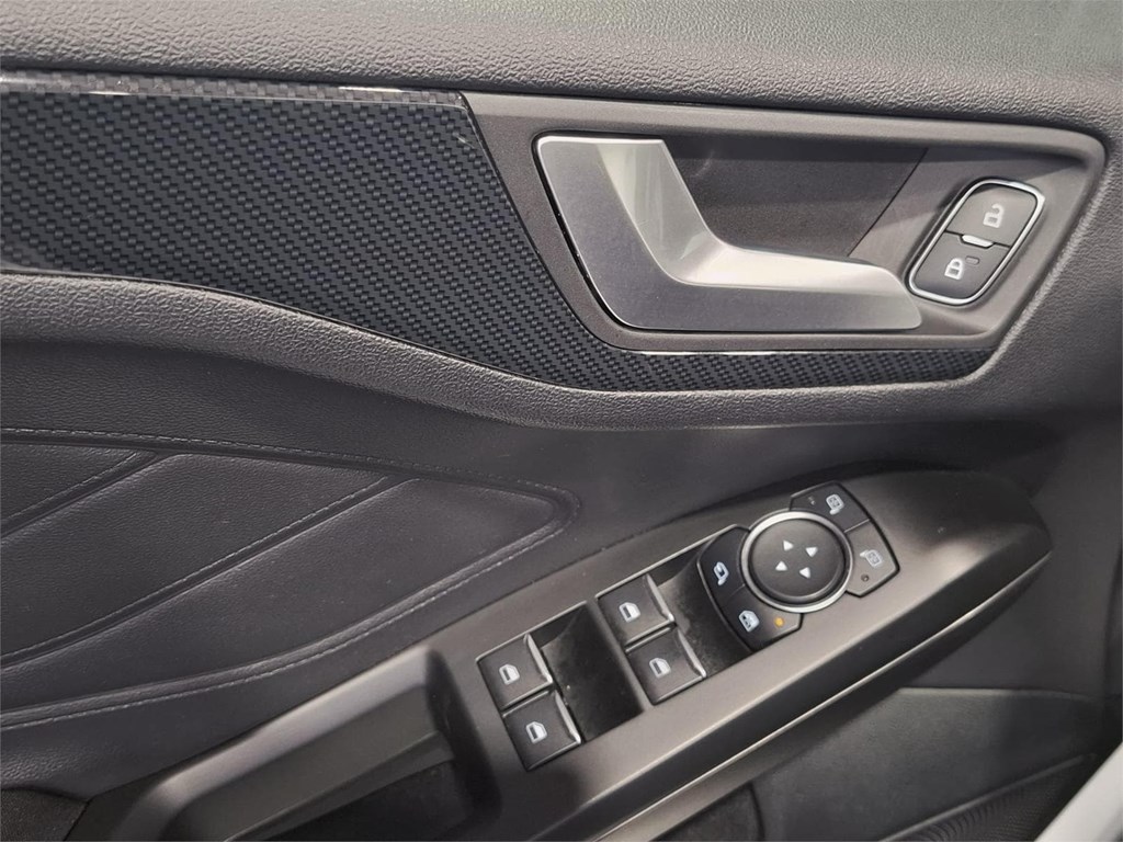 Foto 13 FORD FOCUS ST LINE 1.5 120CV