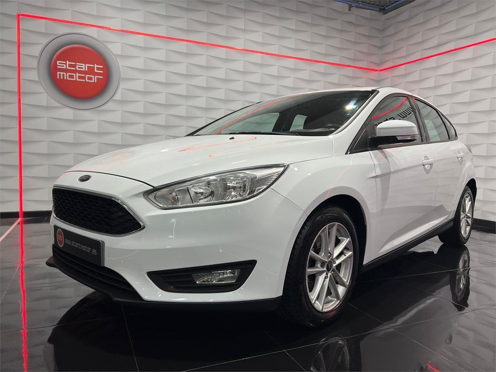 Foto 3 FORD FOCUS TREND 1.5 TDCI 120CV BUSINESS