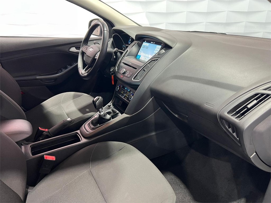 Foto 8 FORD FOCUS TREND 1.5 TDCI 120CV BUSINESS