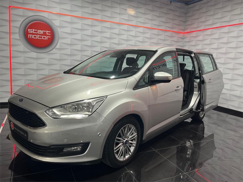 Foto 5 FORD Grand C-Max 1.5 TDCi 88kW 120CV Trend Powershift