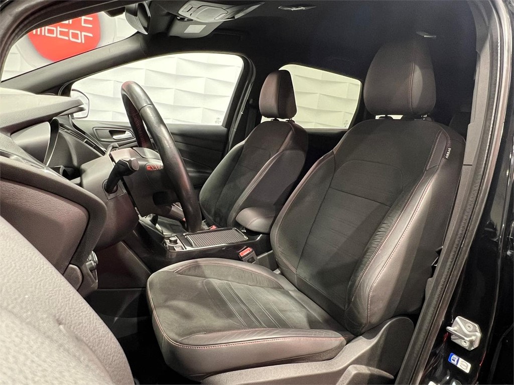 Foto 11 FORD KUGA 2.0 TDCI 4X2 ASS ST-LINE 150CV