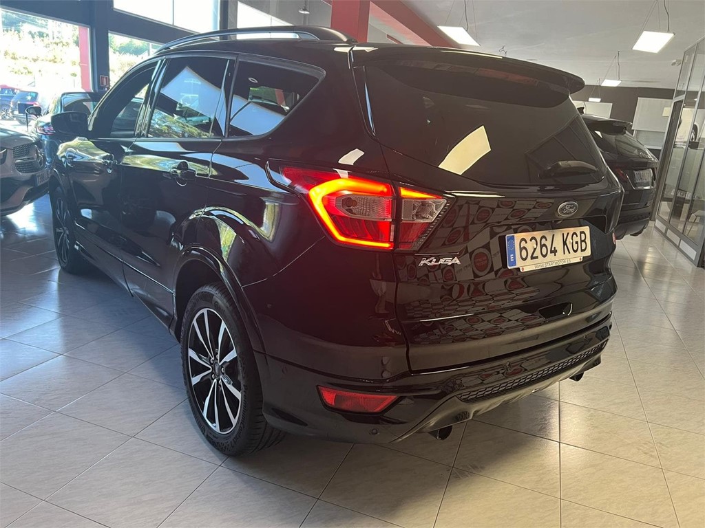 Foto 3 FORD KUGA 2.0 TDCI 4x2 ST-LINE 150CV
