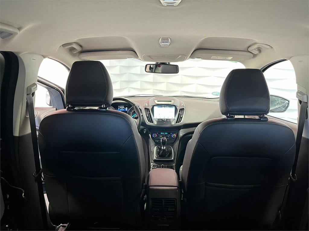 Foto 8 FORD KUGA 2.0 TDCI 4x2 TITANIUM