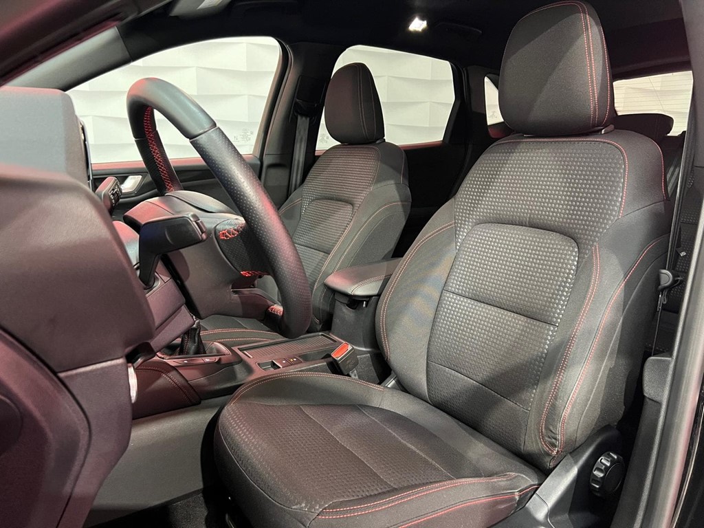 Foto 11 FORD KUGA ST-LINE 1.5 ECOBLUE 120CV