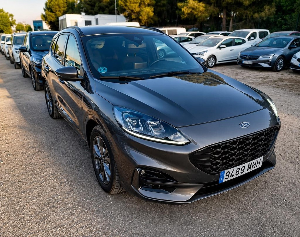 Foto 3 FORD KUGA ST-LINW 1.5T EcoBOOST 150CV