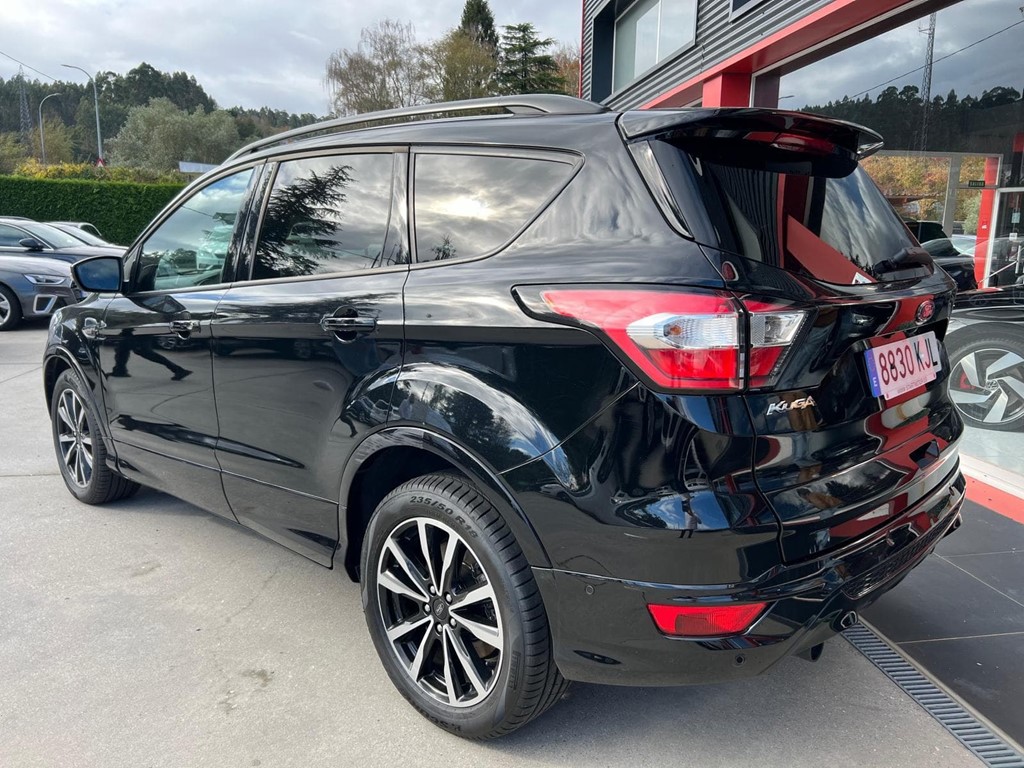 Foto 3 FORD KUGA TDCi 120cv 4x2 A-S-S ST-Line 