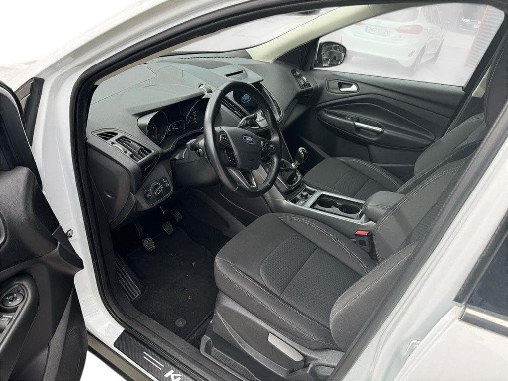 Foto 5 FORD KUGA TREND + 1.5 ECOBOOST 120CV MT6