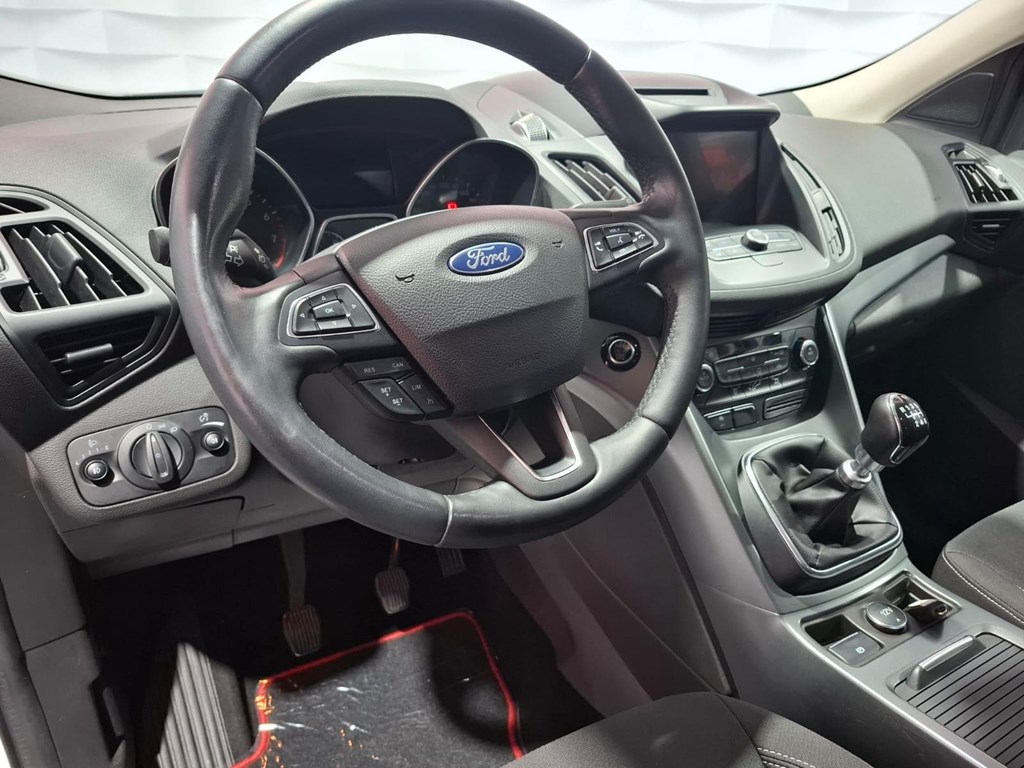 Foto 9 FORD KUGA TREND + 1.5 ECOBOOST 120CV MT6