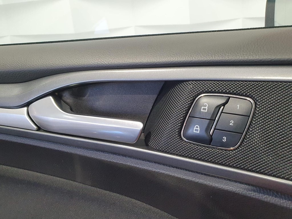 Foto 19 FORD MONDEO TITANIUM 1.5 ECOBOST 160CV 5 PUERTAS