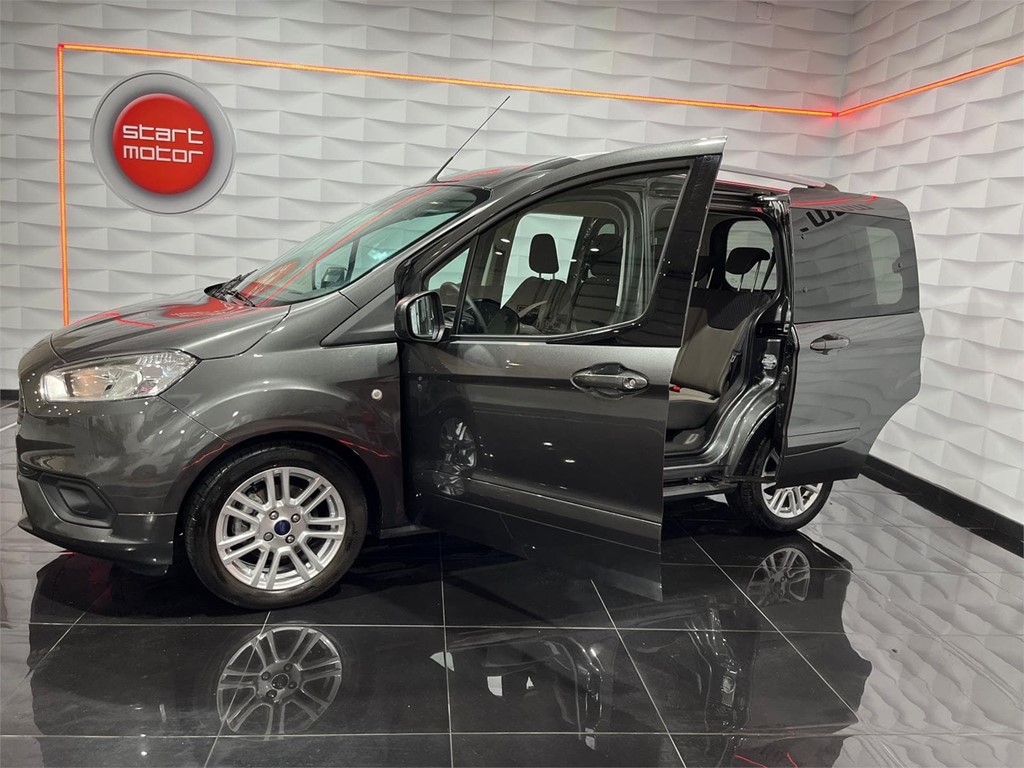 Foto 4 FORD TOURNEO COURIER 1.0 EcoBoost  100CV Titanium