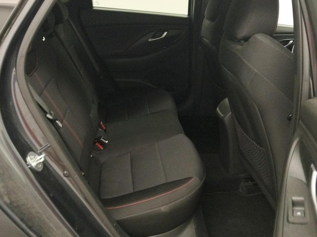Foto 7 HYUNDAI I30 1.5 TGDI 48V N-LINE FASTBACK