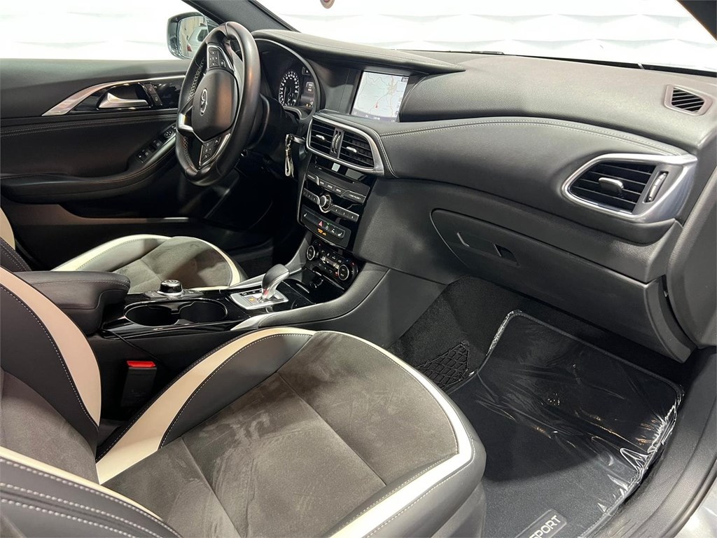 Foto 12 INFINITI Q30S 2.2D 170CV