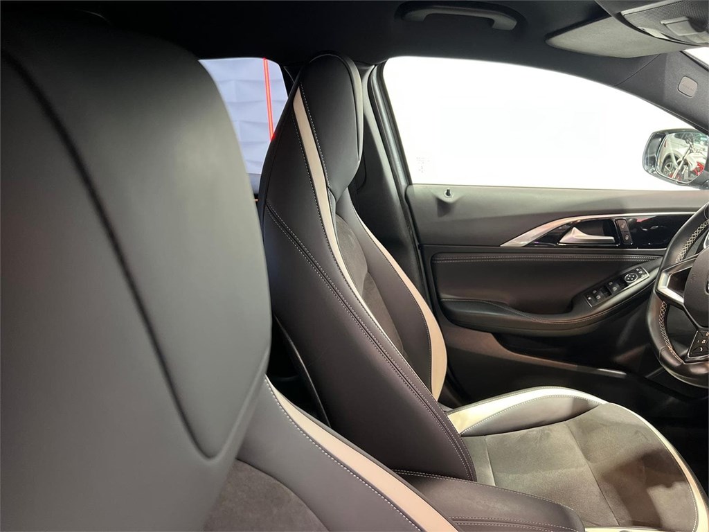 Foto 16 INFINITI Q30S 2.2D 170CV