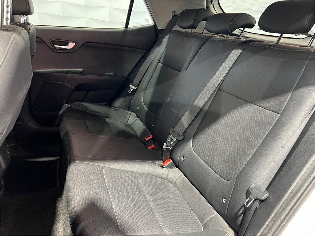 Foto 8 KIA STONIC 1.0 T-GDI 100CV BLACK EDITION