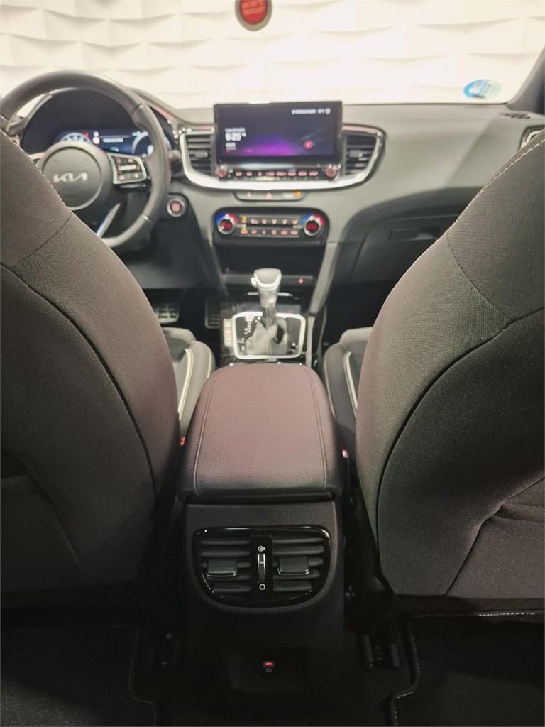 Foto 16 KIA XCEED DRIVE 1.5 T-GDI 160CV