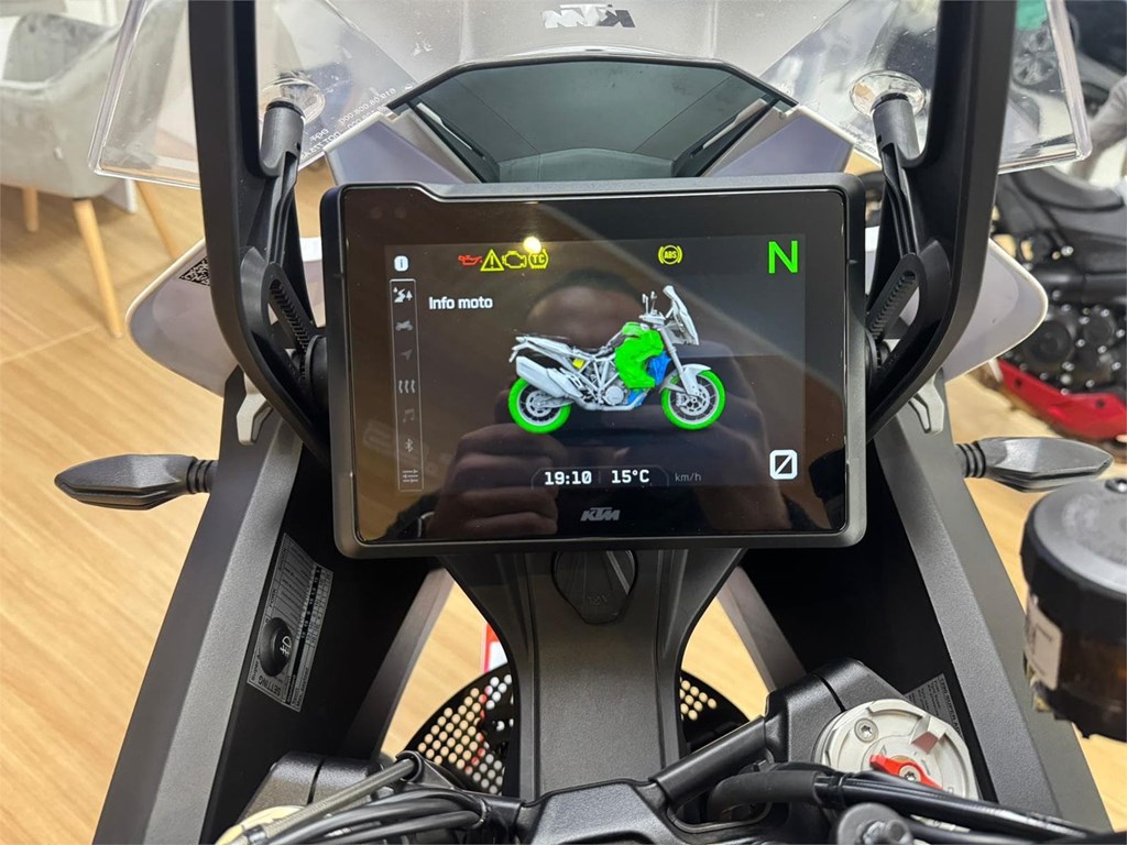 Foto 12 KTM SUPER ADVENTURE R 1290