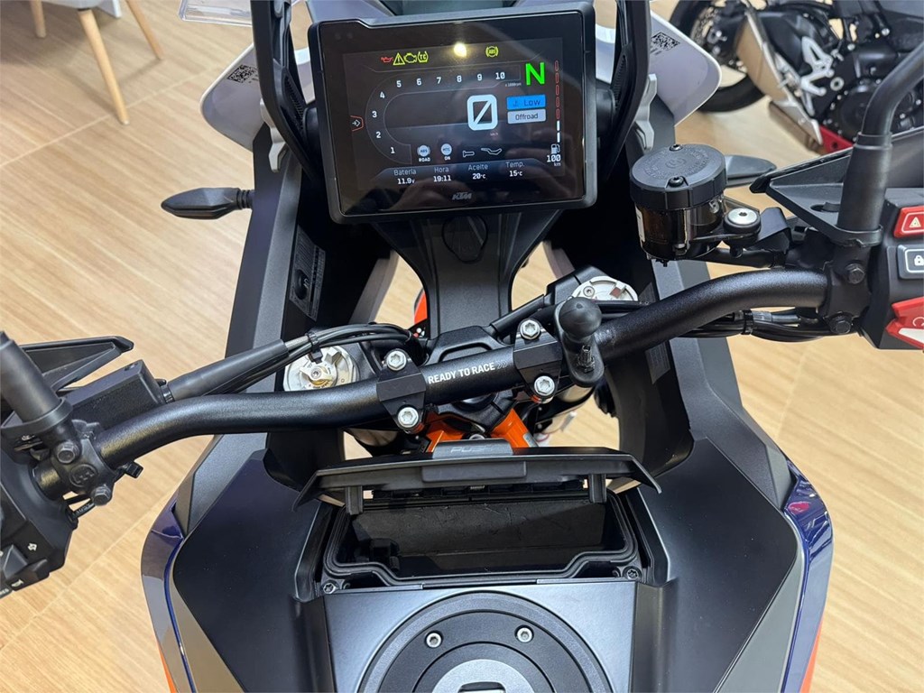 Foto 7 KTM SUPER ADVENTURE R 1290