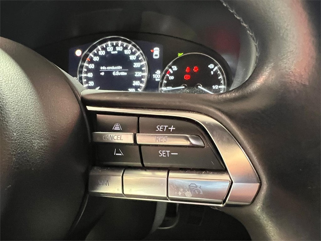 Foto 11 MAZDA 3  2.0 122CV HEV