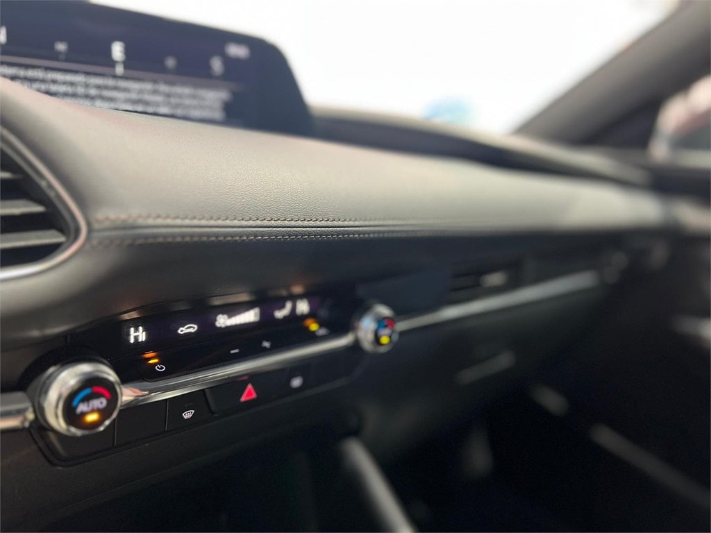 Foto 16 MAZDA 3 ORIGIN 2.0e SKY ACTIV-G