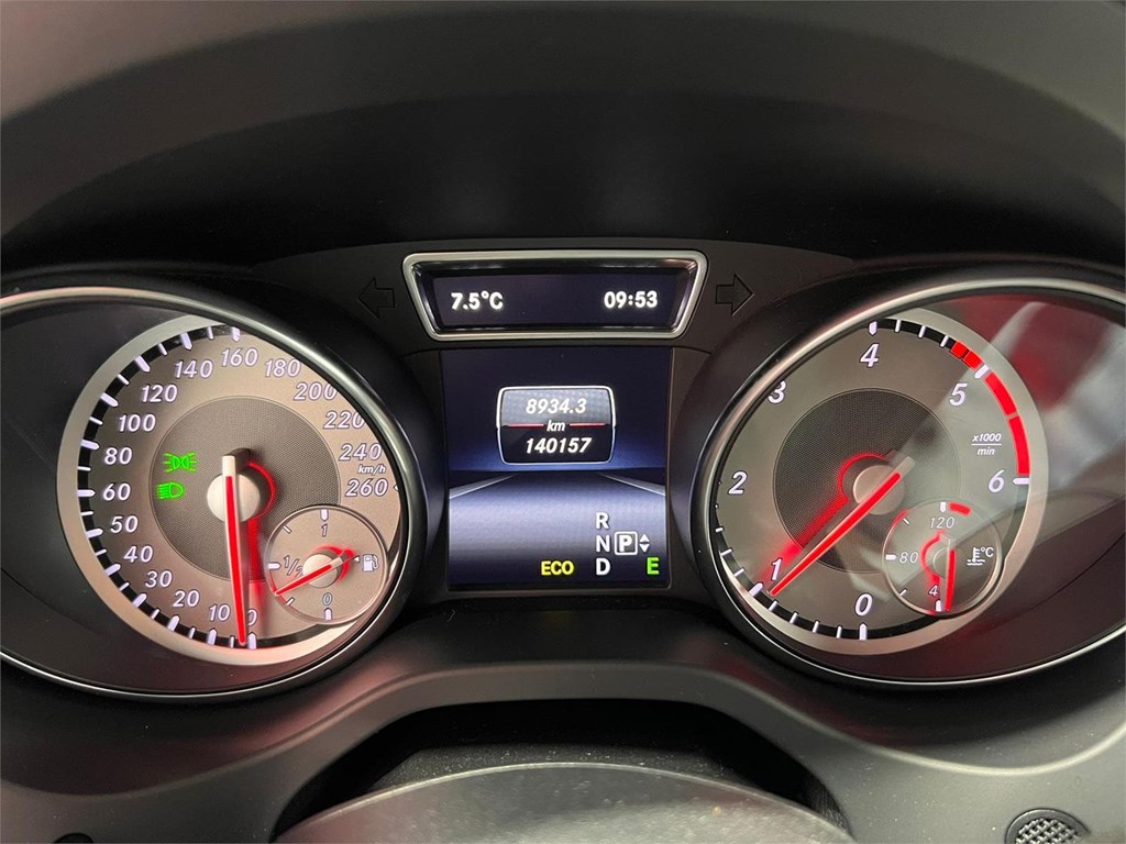 Foto 9 MERCEDES BENZ CLA 220 DI 170CV