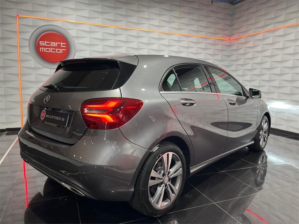 Foto 4 MERCEDES BENZ CLASE A 200 D STYLE