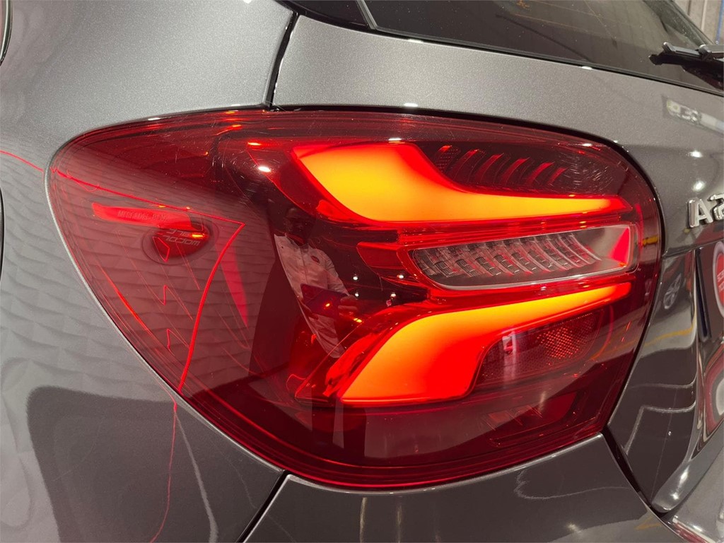 Foto 6 MERCEDES BENZ CLASE A 200 D STYLE