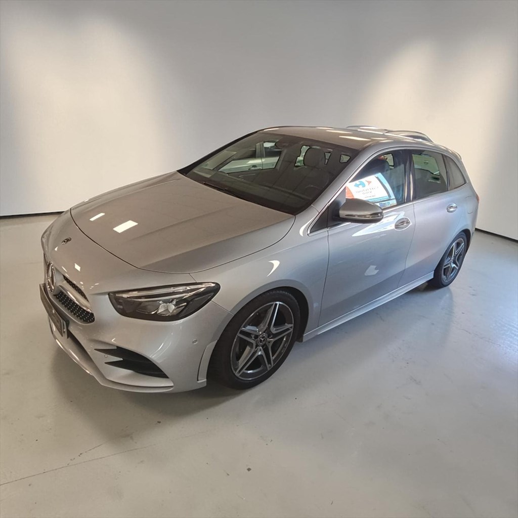 Foto 1 MERCEDES BENZ CLASE B 200d AMG