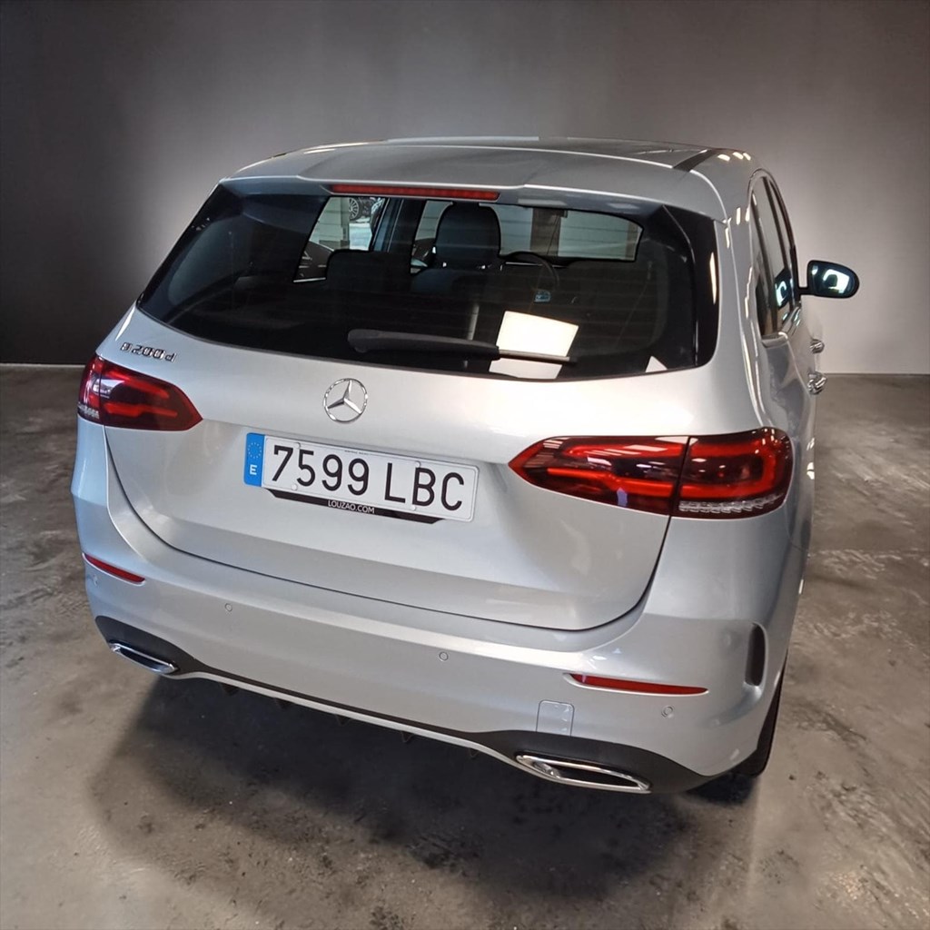 Foto 4 MERCEDES BENZ CLASE B 200d AMG