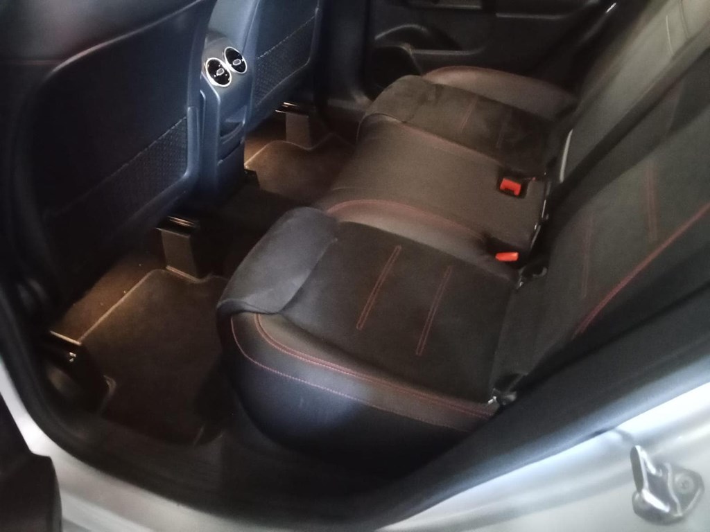 Foto 7 MERCEDES BENZ CLASE B 200d AMG