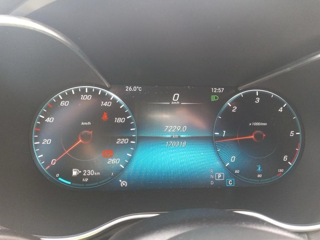 Foto 8 MERCEDES BENZ CLASE C 220d AMG LINE 195CV AT9