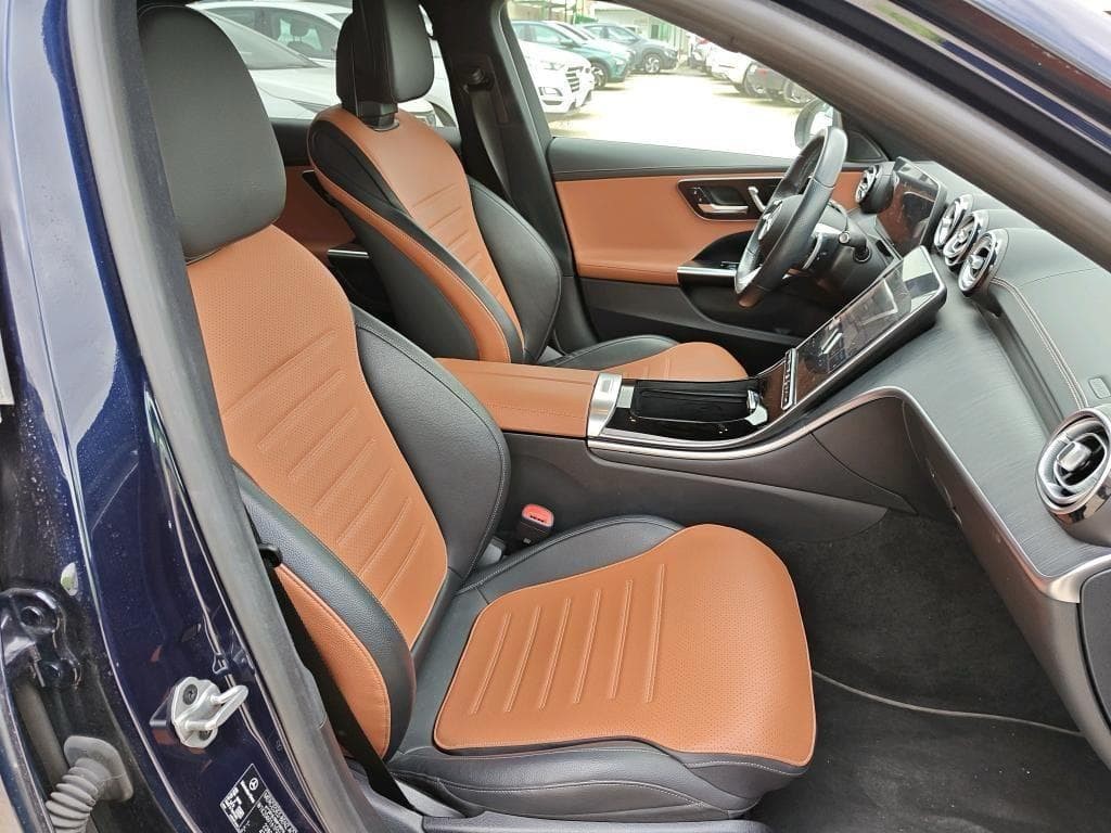 Foto 4 MERCEDES BENZ CLASE C 220d AMG LINE 220CV AT9