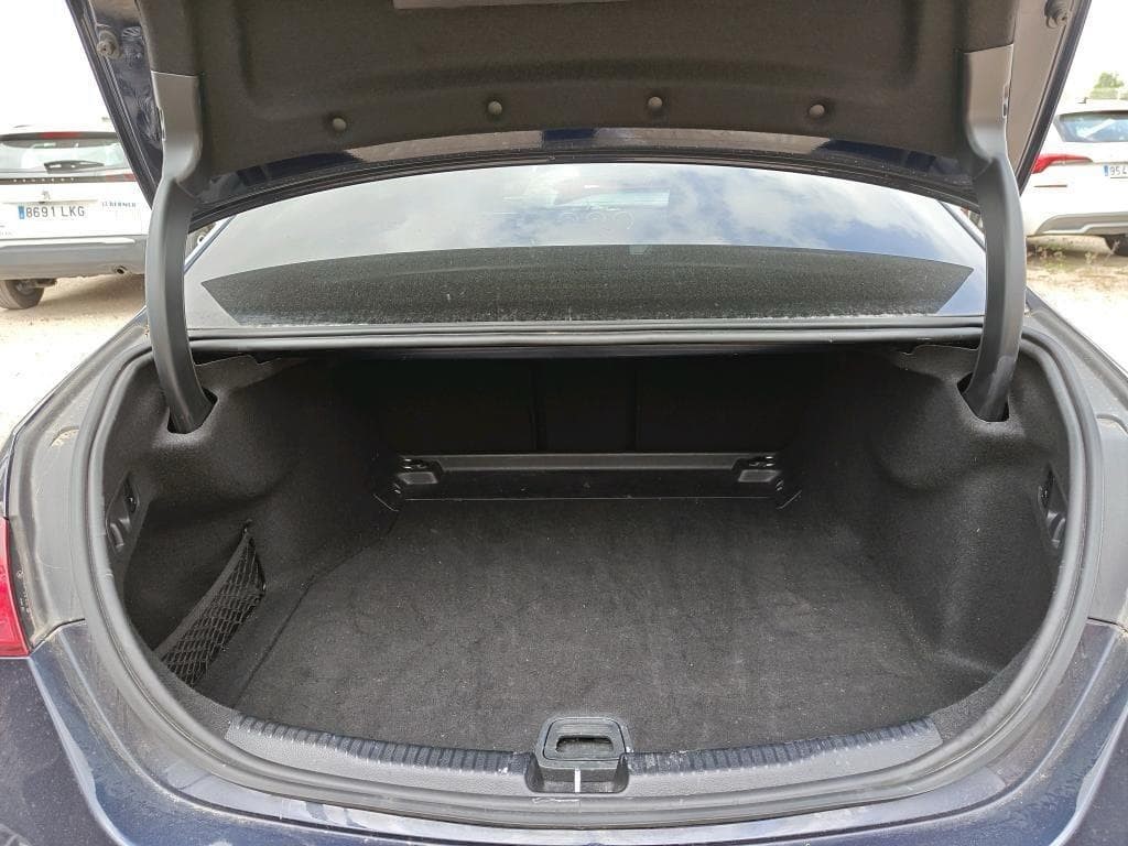 Foto 9 MERCEDES BENZ CLASE C 220d AMG LINE 220CV AT9