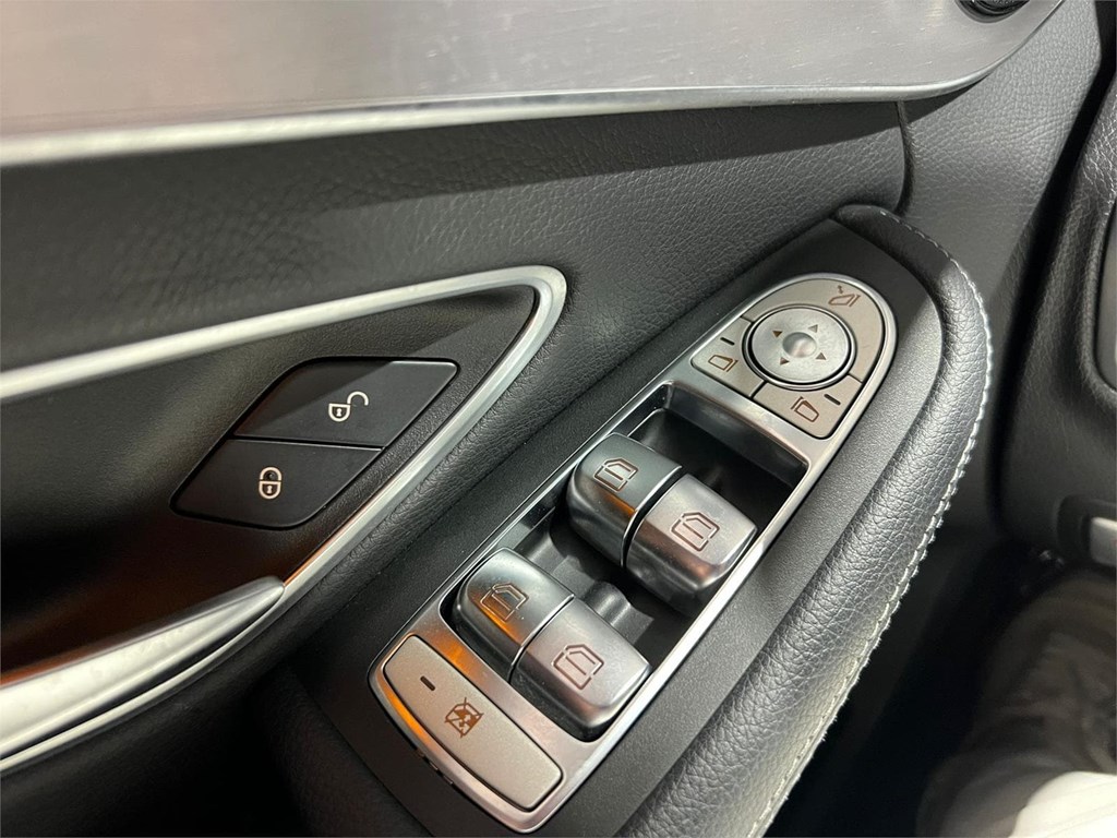 Foto 16 MERCEDES BENZ CLASE C220 d AMG Line 195CV AT9 