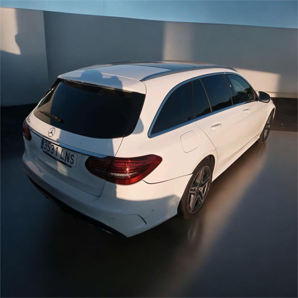 Foto 2 MERCEDES BENZ CLASE C220 d AMG Line 195CV AT9 