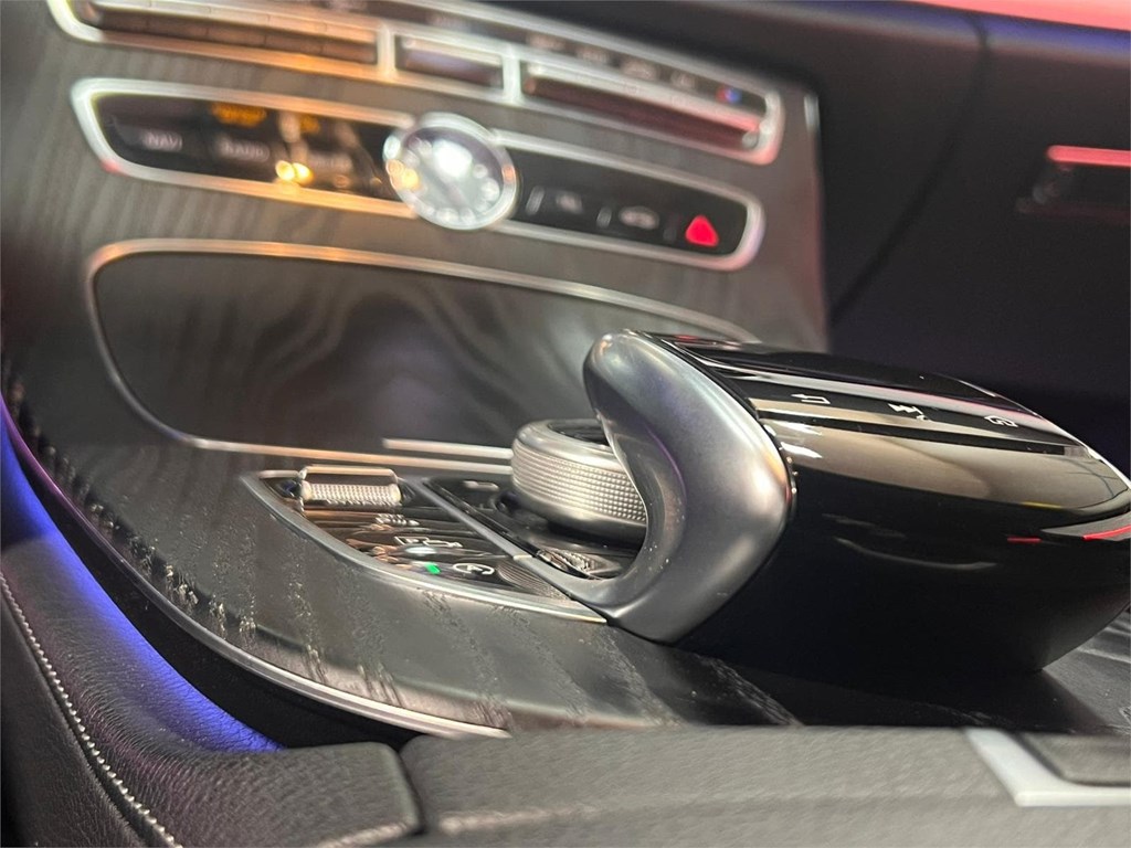 Foto 15 MERCEDES BENZ CLASE E 220D 2.0 194CV AMG