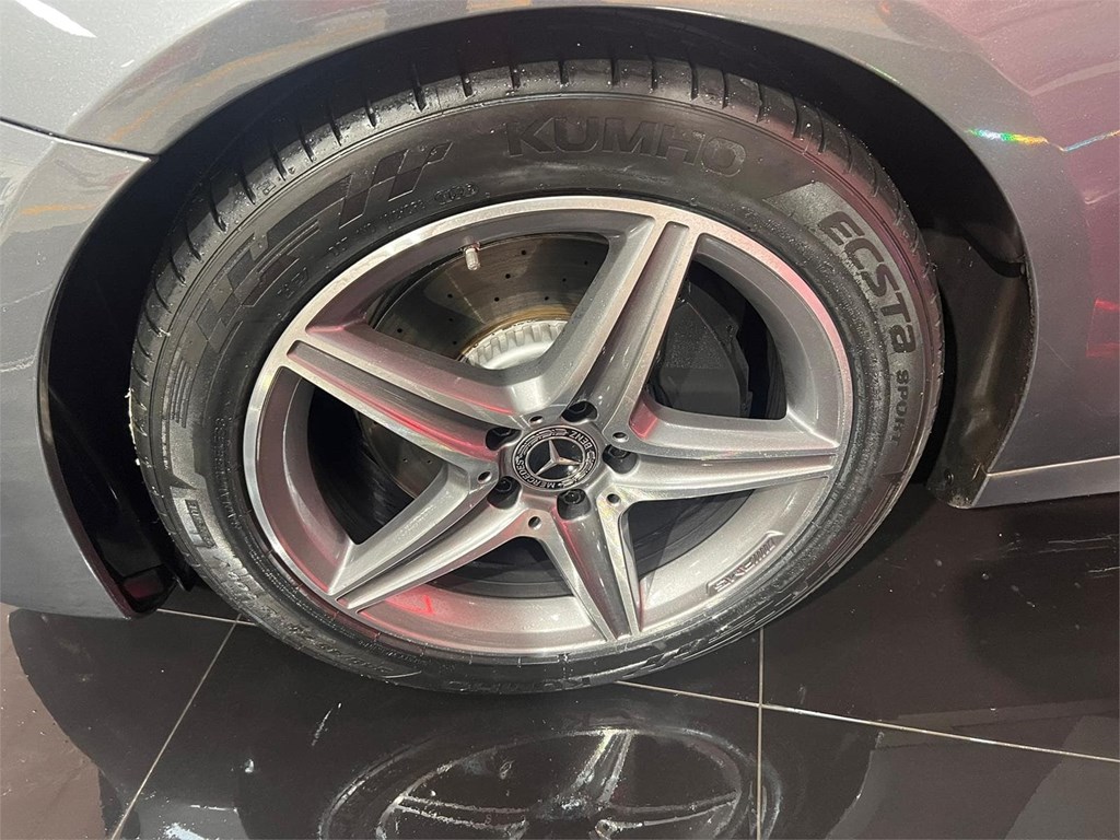 Foto 3 MERCEDES BENZ CLASE E 220D 2.0 194CV AMG