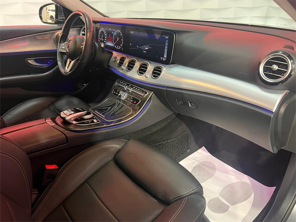 Foto 9 MERCEDES BENZ CLASE E 220D 2.0 194CV AMG