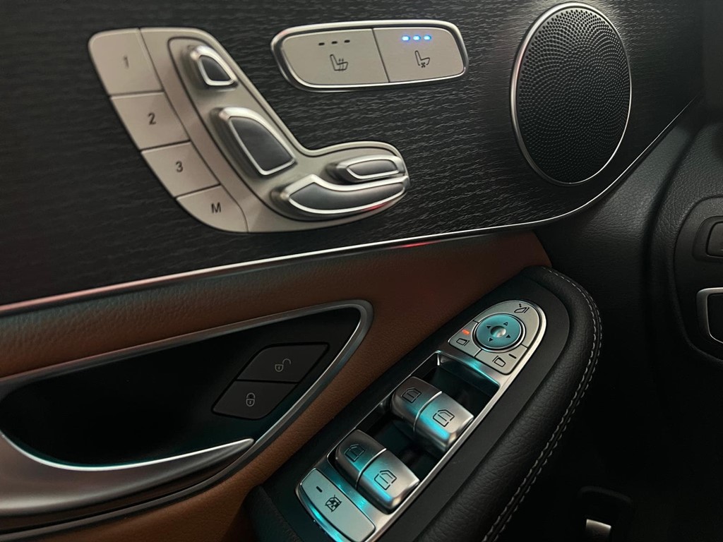 Foto 16 MERCEDES-BENZ CLASE GLC 300d 4MATIC 2.0 AMG LINE 245CV AT9