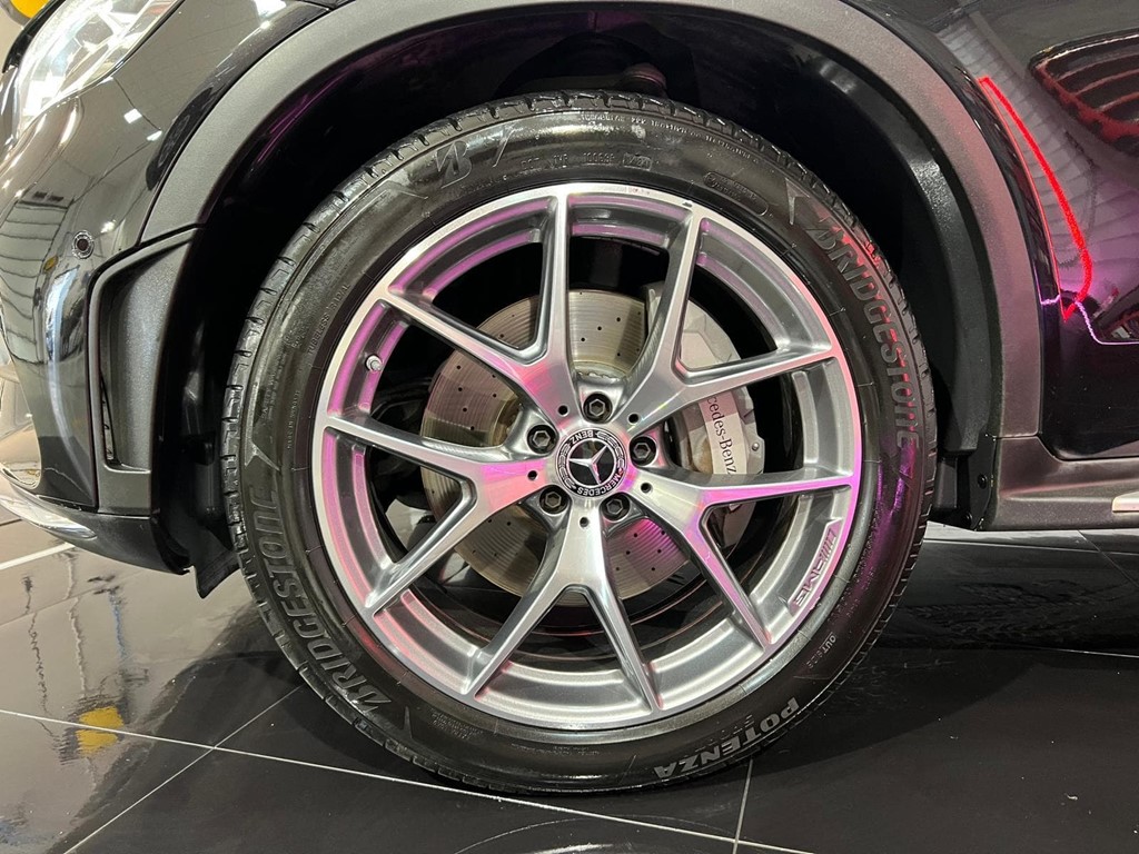 Foto 5 MERCEDES-BENZ CLASE GLC 300d 4MATIC 2.0 AMG LINE 245CV AT9